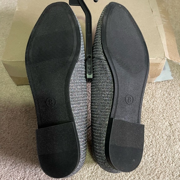 Women’s Belle Pointed-Toe Loafers - Picture 7 of 7